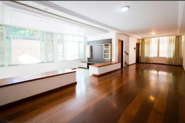 Imagem Sobrado com 3 Quartos à Venda, 336 m² em Vila Floresta - Santo André Imagem Sobrado com 3 Quartos à Venda, 336 m² em Vila Floresta - Santo André
