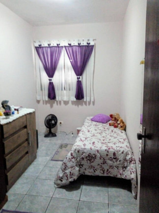 Imagem Casa com 3 Quartos à Venda, 235 m² em Parque Gerassi - Santo André