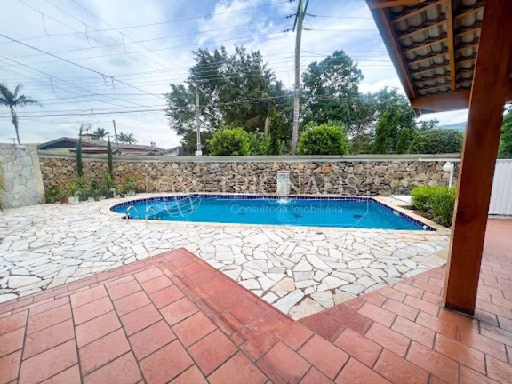 Imagem Casa com 3 Quartos à Venda, 280 m² em Vila Petrópolis - Atibaia Imagem Casa com 3 Quartos à Venda, 280 m² em Vila Petrópolis - Atibaia