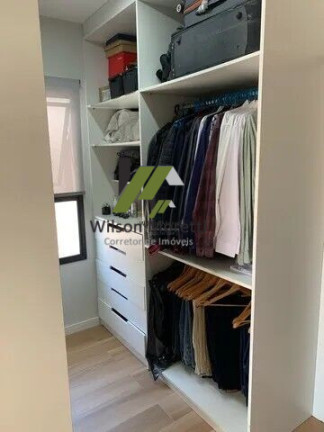 Imagem Casa com 3 Quartos à Venda, 215 m²