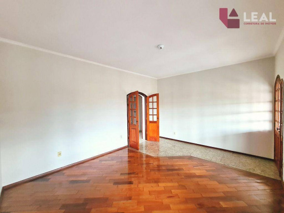 Imagem Casa com 3 Quartos à Venda, 250 m² em Esplanada - Pouso Alegre