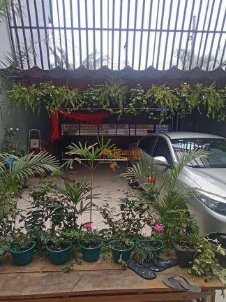 Imagem Sobrado com 5 Quartos à Venda, 320 m² em Vila Flórida - Guarulhos Imagem Sobrado com 5 Quartos à Venda, 320 m² em Vila Flórida - Guarulhos