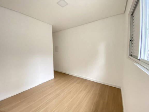Imagem Casa com 3 Quartos à Venda, 150 m² em Jardim Miriam - Guarulhos Imagem Casa com 3 Quartos à Venda, 150 m² em Jardim Miriam - Guarulhos