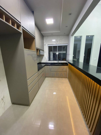 Imagem Casa com 3 Quartos à Venda, em Parque São João - Bauru Imagem Casa com 3 Quartos à Venda, em Parque São João - Bauru