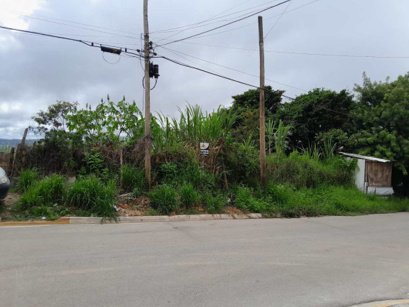 Terreno à Venda, 300 m² em Ciriaco - Piedade