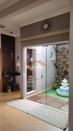 Imagem Imóvel com 3 Quartos à Venda, 147 m² em Condominio Santa Mônica I - Mogi Guaçu Imagem Imóvel com 3 Quartos à Venda, 147 m² em Condominio Santa Mônica I - Mogi Guaçu