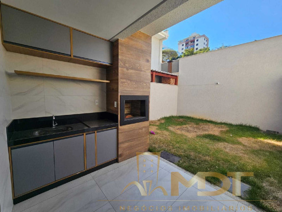 Imagem Casa com 3 Quartos à Venda, 190 m² em Itapoã - Belo Horizonte