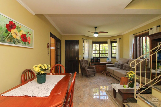 Imagem Casa com 3 Quartos à Venda, 150 m² em Guarujá - Porto Alegre