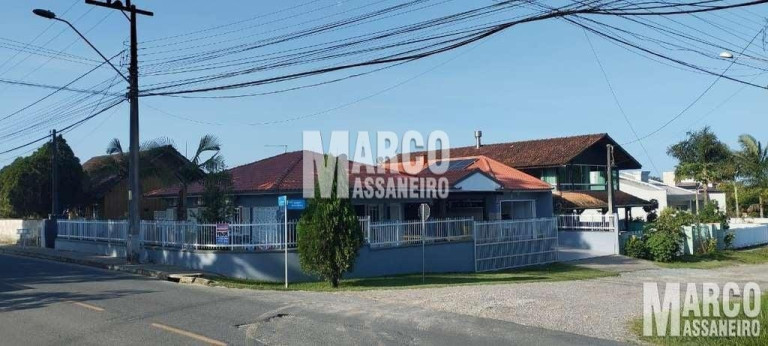 Imagem Casa com 3 Quartos à Venda, 450 m² em Pinheiros - Balneário Barra Do Sul