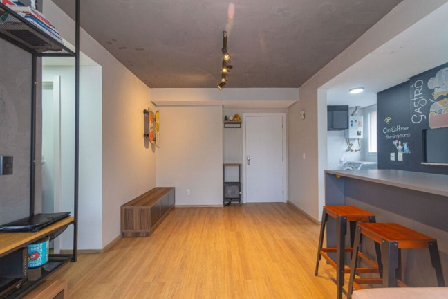Imagem Imóvel com 2 Quartos à Venda, 65 m² em Petrópolis - Porto Alegre