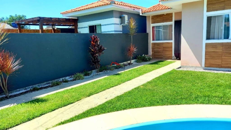 Imagem Casa com 3 Quartos à Venda, 182 m² em São João Do Rio Vermelho - Florianópolis