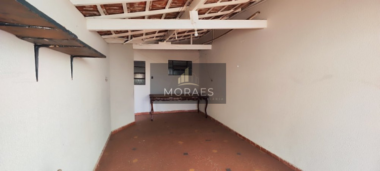 Imagem Casa com 5 Quartos à Venda, 270 m² em Centro - Botucatu