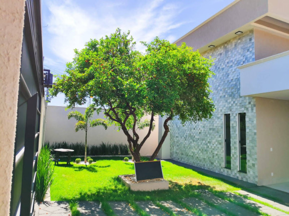 Imagem Casa com 3 Quartos à Venda, 210 m² em Cidade Satélite São Luiz - Aparecida De Goiânia