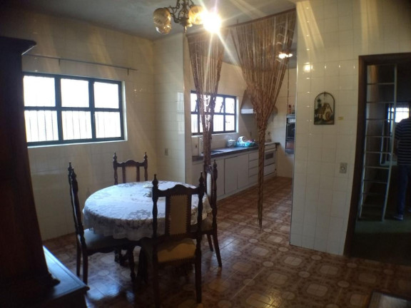 Imagem Casa com 3 Quartos à Venda, 269 m² em Centro - Botucatu