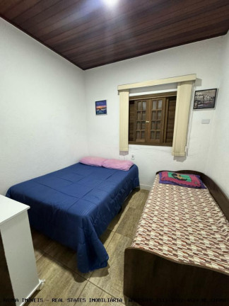 Imagem Chácara com 6 Quartos à Venda, 300 m² em Aralu - Santa Isabel