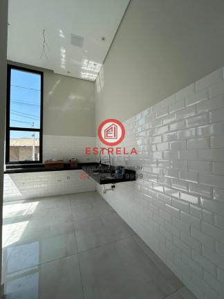 Imagem Casa com 3 Quartos à Venda, 122 m² em Jardim Jacinto - Jacareí Imagem Casa com 3 Quartos à Venda, 122 m² em Jardim Jacinto - Jacareí
