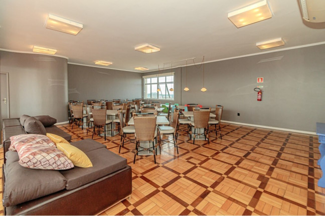 Imagem Apartamento com 3 Quartos à Venda, 147 m² em Moinhos De Vento - Porto Alegre Imagem Apartamento com 3 Quartos à Venda, 147 m² em Moinhos De Vento - Porto Alegre
