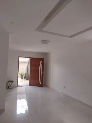 Casa com 3 Quartos à Venda, 198 m² em Paripe - Salvador