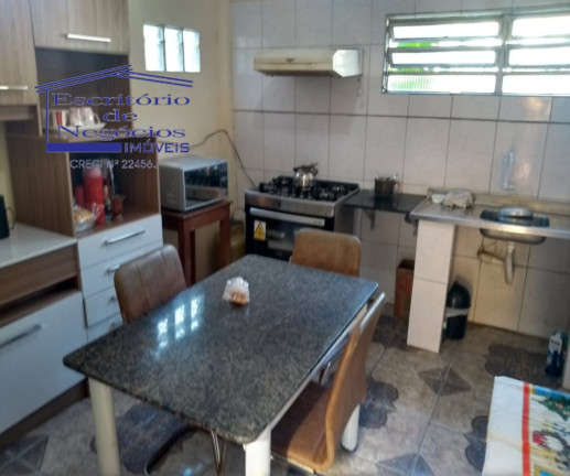 Imagem Casa com 4 Quartos à Venda, 202 m² em Cavalhada - Porto Alegre