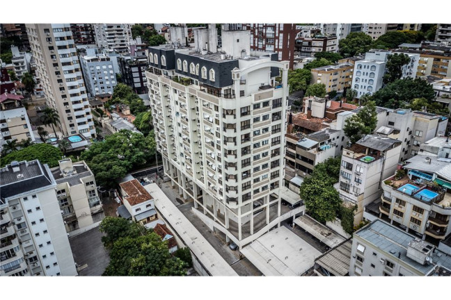 Imagem Imóvel com 3 Quartos à Venda, em Mont Serrat - Porto Alegre Imagem Imóvel com 3 Quartos à Venda, em Mont Serrat - Porto Alegre