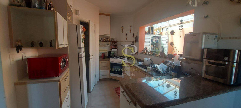 Imagem Casa com 3 Quartos à Venda, 300 m² em Vila Esperia Ou Giglio - Atibaia Imagem Casa com 3 Quartos à Venda, 300 m² em Vila Esperia Ou Giglio - Atibaia