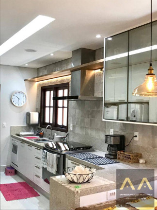 Imagem Casa à Venda, 305 m² em Alphaville - Santana De Parnaíba Imagem Casa à Venda, 305 m² em Alphaville - Santana De Parnaíba