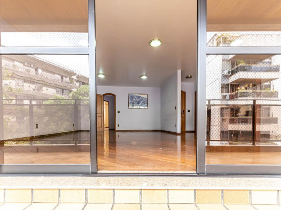 Imagem Apartamento com 4 Quartos à Venda, 220 m² em Tijuca - Tijuca
