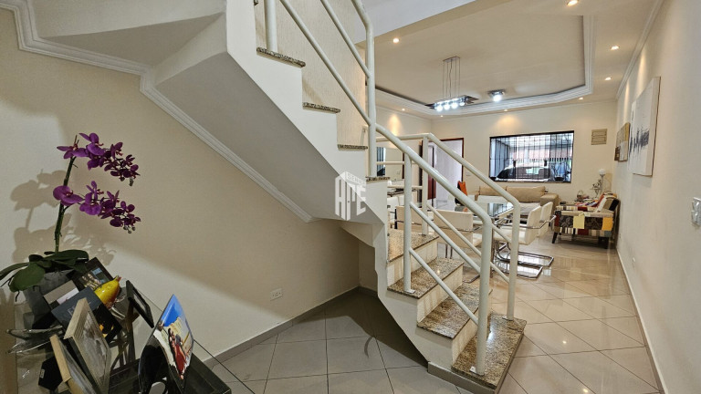Imagem Casa com 3 Quartos à Venda, 140 m² em Santa Terezinha - Santo André Imagem Casa com 3 Quartos à Venda, 140 m² em Santa Terezinha - Santo André