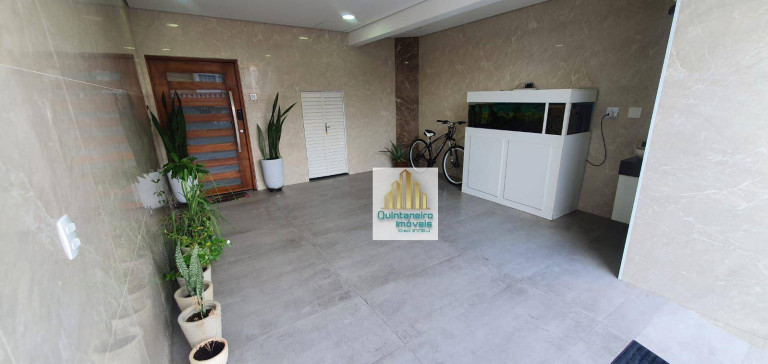 Imagem Sobrado com 3 Quartos à Venda, 252 m² em Parque Renato Maia - Guarulhos Imagem Sobrado com 3 Quartos à Venda, 252 m² em Parque Renato Maia - Guarulhos