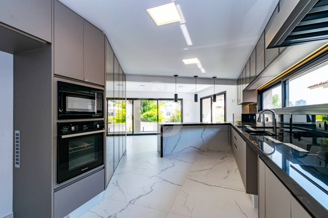 Imagem Casa de Condomínio com 4 Quartos à Venda, 640 m² em Alphaville Residencial Um - Barueri Imagem Casa de Condomínio com 4 Quartos à Venda, 640 m² em Alphaville Residencial Um - Barueri