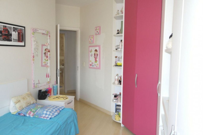 Imagem Imóvel com 3 Quartos à Venda, em Jardim Itu - Porto Alegre Imagem Imóvel com 3 Quartos à Venda, em Jardim Itu - Porto Alegre