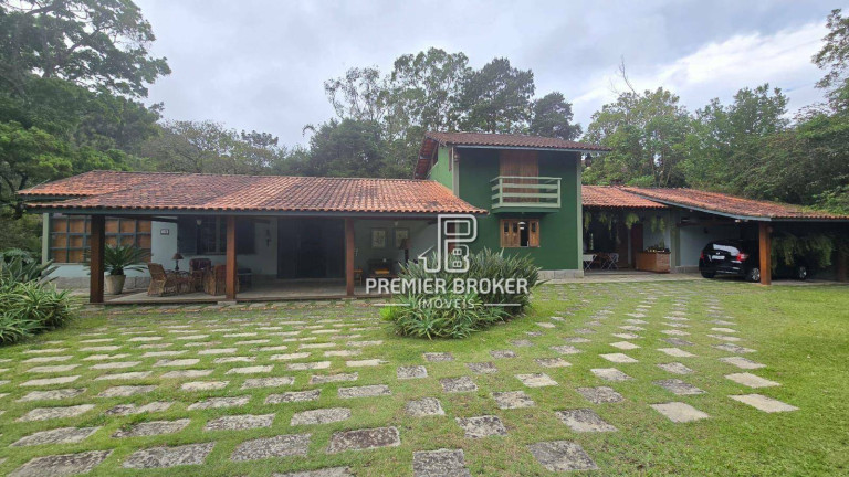 Imagem Casa com 4 Quartos à Venda, 226 m² em Bom Retiro - Teresópolis Imagem Casa com 4 Quartos à Venda, 226 m² em Bom Retiro - Teresópolis