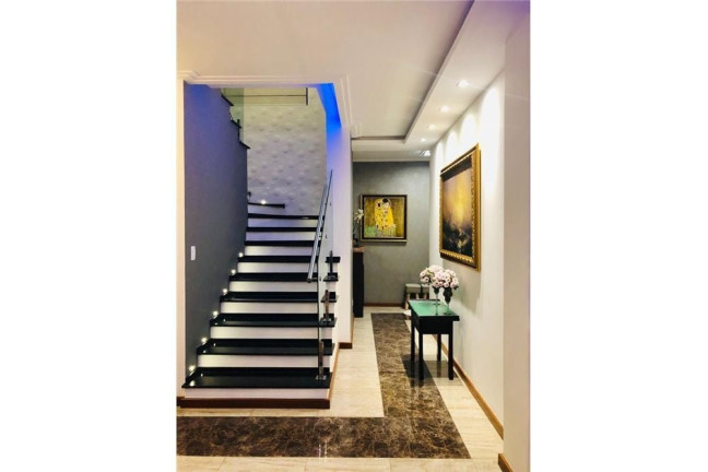Imagem Casa com 3 Quartos à Venda, 320 m² em Planalto Paulista - São Paulo Imagem Casa com 3 Quartos à Venda, 320 m² em Planalto Paulista - São Paulo