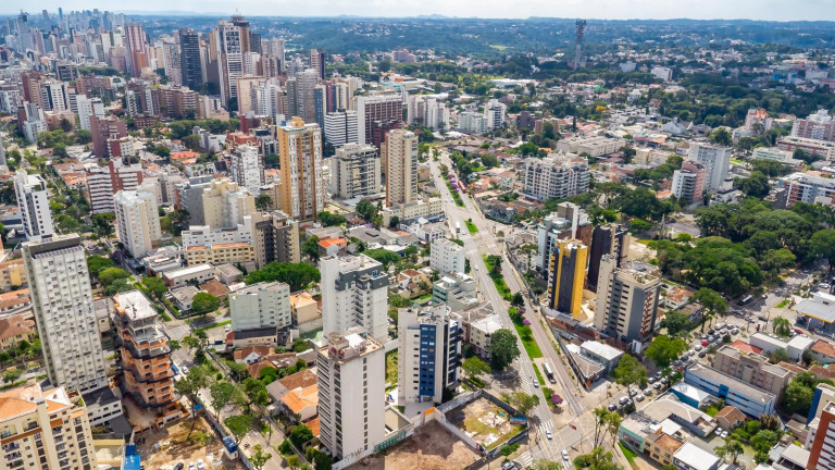 Imagem Terreno à Venda, 900 m² em Centro - Curitiba Imagem Terreno à Venda, 900 m² em Centro - Curitiba