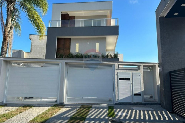 Casa com 4 Quartos à Venda, 220 m² em Vargem Pequena - Rio De Janeiro
