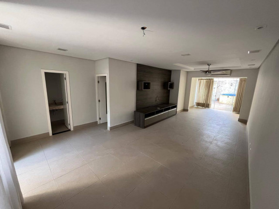 Imagem Casa com 3 Quartos à Venda, em Despraiado - Cuiabá Imagem Casa com 3 Quartos à Venda, em Despraiado - Cuiabá