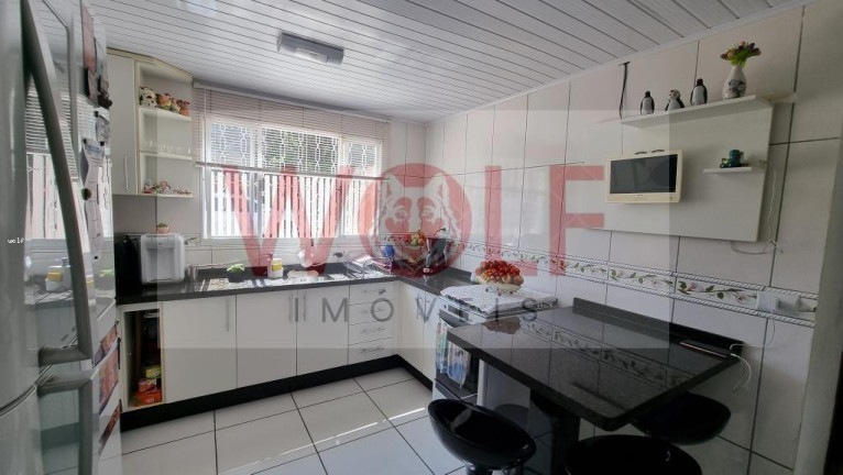 Imagem Casa com 3 Quartos à Venda, 110 m² em Santa Felicidade - Curitiba