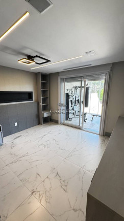 Imagem Casa com 6 Quartos à Venda, 296 m² em Barra Da Tijuca - Rio De Janeiro Imagem Casa com 6 Quartos à Venda, 296 m² em Barra Da Tijuca - Rio De Janeiro