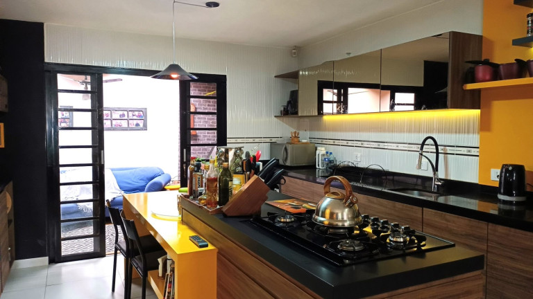 Imagem Casa com 3 Quartos à Venda, 149 m² em Atuba - Curitiba
