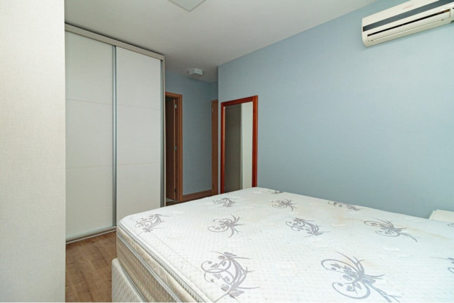 Imagem Apartamento com 2 Quartos à Venda, 69 m² em Passo Da Areia - Porto Alegre Imagem Apartamento com 2 Quartos à Venda, 69 m² em Passo Da Areia - Porto Alegre