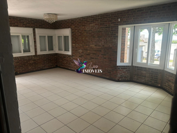 Imagem Casa com 3 Quartos à Venda, 126 m² em Centro - Torres