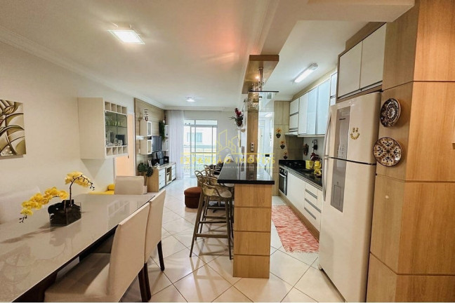 Apartamento com 3 Quartos à Venda, 92 m² em Ingleses Do Rio Vermelho - Florianópolis