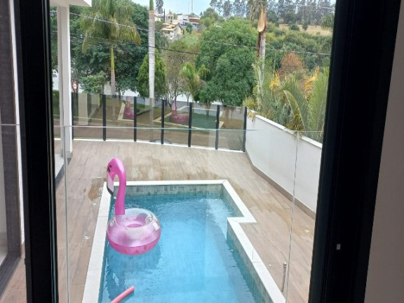 Imagem Casa com 3 Quartos para Alugar ou Temporada, 265 m² em Medeiros - Jundiaí Imagem Casa com 3 Quartos para Alugar ou Temporada, 265 m² em Medeiros - Jundiaí