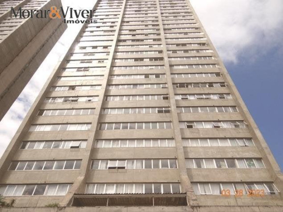 Imagem Apartamento com 2 Quartos à Venda, 53 m² em Centro - Curitiba