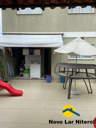 Imagem Casa com 4 Quartos à Venda, 152 m² em Serra Grande - Niterói Imagem Casa com 4 Quartos à Venda, 152 m² em Serra Grande - Niterói