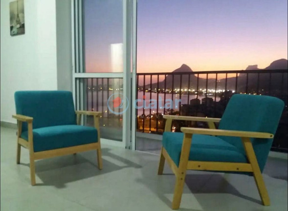 Imagem Imóvel com 3 Quartos à Venda, 1 m² em Humaitá - Rio De Janeiro Imagem Imóvel com 3 Quartos à Venda, 1 m² em Humaitá - Rio De Janeiro