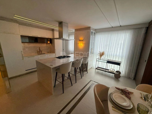 Imagem Cobertura com 4 Quartos à Venda, 326 m² em Centro - Balneário Camboriú