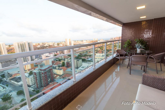 Imagem Apartamento com 3 Quartos à Venda, 130 m² em Cocó - Fortaleza