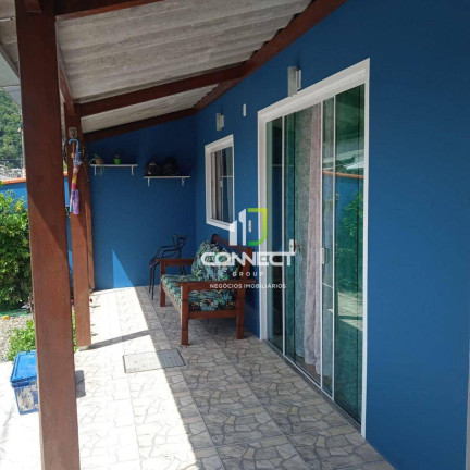 Imagem Casa com 2 Quartos à Venda, 117 m² em Espinheiros - Itajaí