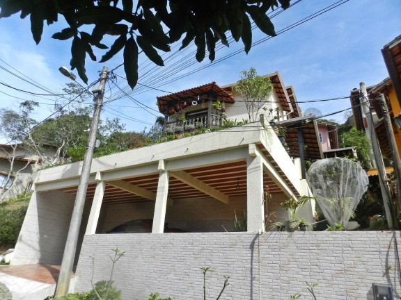 Imagem Casa com 4 Quartos à Venda, 161 m² em Vargem Grande - Teresópolis Imagem Casa com 4 Quartos à Venda, 161 m² em Vargem Grande - Teresópolis